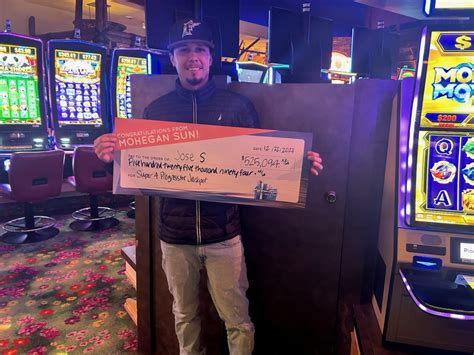 CT resident wins more than $500,000 in lottery .